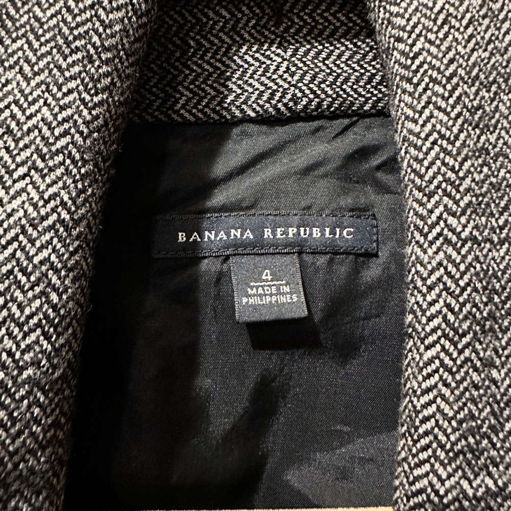 Banana Republic Black and White Blazer
